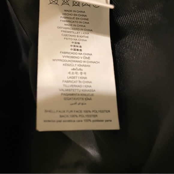 SOLD-Michael Kors faux fur coat - Picture 11 of 11